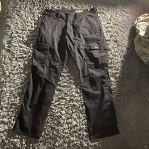 mens wrangler cargo pants